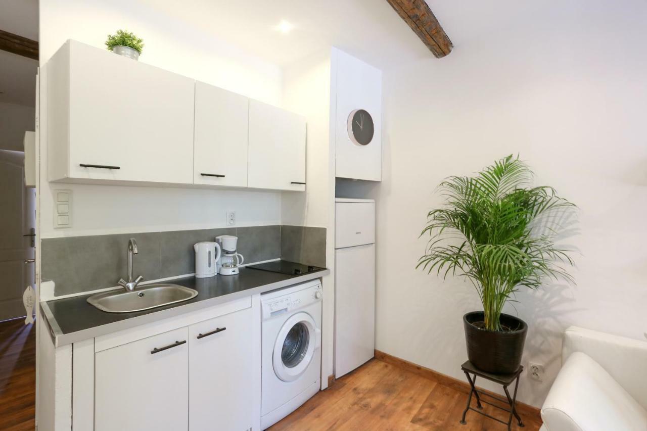 Gregbnb - T2 Cosy Et Design - Parking Inclus - Wifi - 15Min Gare Toulon Exterior foto