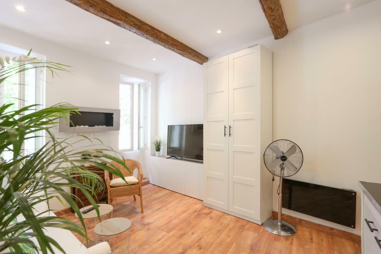 Gregbnb - T2 Cosy Et Design - Parking Inclus - Wifi - 15Min Gare Toulon Exterior foto
